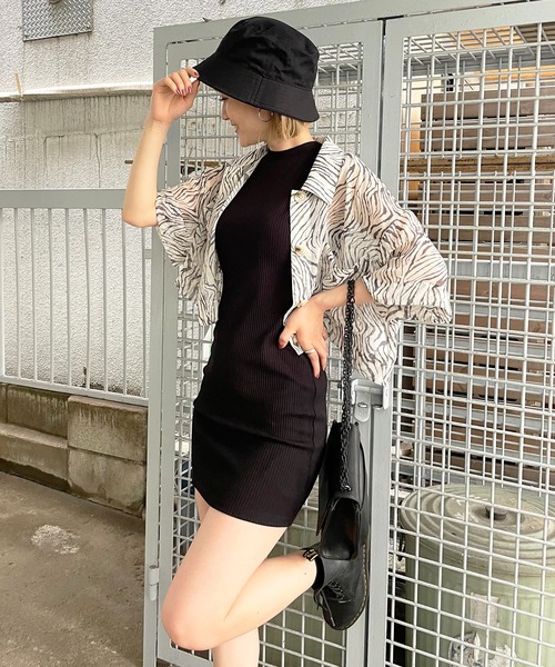 SPIRALGIRL（スパイラルガール）の「ゼブラ柄ハーフスリーブシアーシャツ（シャツ/ブラウス・レディース・オフホワイト/グレー系・FREE）」の13枚目の写真