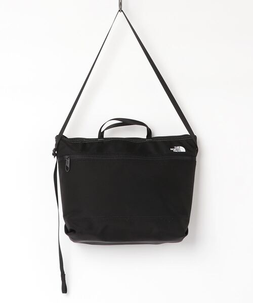 THE NORTH FACE(ザノースフェイス)の「THE NORTH FACE BC MUSETTE / ザ・ノース・フェイス BCミュゼット(トートバッグ・メンズ・ホワイト/ブラック/グリーン・FREE)」の6枚目の写真
