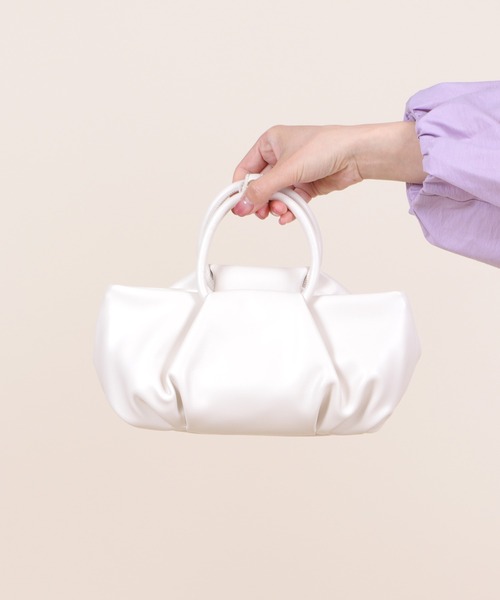 BASE（ベース）の「丸型ハンドル ショルダー ＆ ハンドバッグ（ハンドバッグ・レディース・ピンク/イエロー/ブラウン/ブラック/アイボリー・FREE）」の3枚目の写真