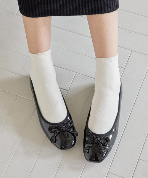 KOBE LETTUCE(コウベレタス)の「カラフルバレエパンプス(パンプス・レディース・ブラック系その他/ライトベージュ/その他/ダークグリーン/ベージュ系その他・LL/S/M/L)」の2枚目の写真