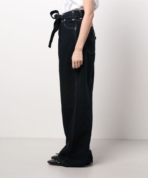 Levi's(リーバイス)の「LEVI'S WIDE LOOSE A1058-0002(デニムパンツ・レディース・インディゴブルー・25inch/26inch/27inch)」の4枚目の写真
