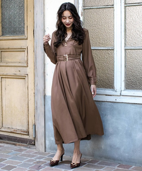 Julia Boutique（ジュリアブティック）の「柄＆無地ゴールドポイントVネック長袖ロングワンピース/21528（ワンピース・レディース・ベージュ系/モカ/ブラック・ONE）」の11枚目の写真