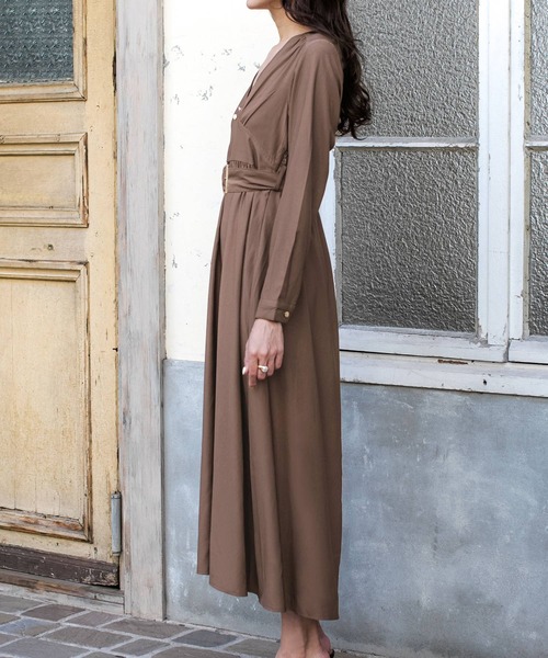 Julia Boutique（ジュリアブティック）の「柄＆無地ゴールドポイントVネック長袖ロングワンピース/21528（ワンピース・レディース・ベージュ系/モカ/ブラック・ONE）」の17枚目の写真