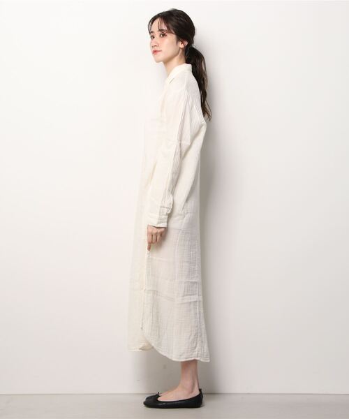 lacausa(ラコーザ)の「LACAUSA Soft Gauze Shirtdress(シャツワンピース・レディース・オフホワイト・SMALL)」の3枚目の写真