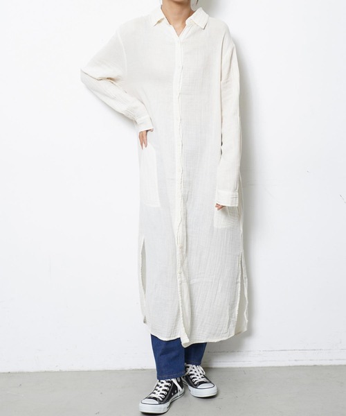 lacausa(ラコーザ)の「LACAUSA Soft Gauze Shirtdress(シャツワンピース・レディース・オフホワイト・SMALL)」の5枚目の写真