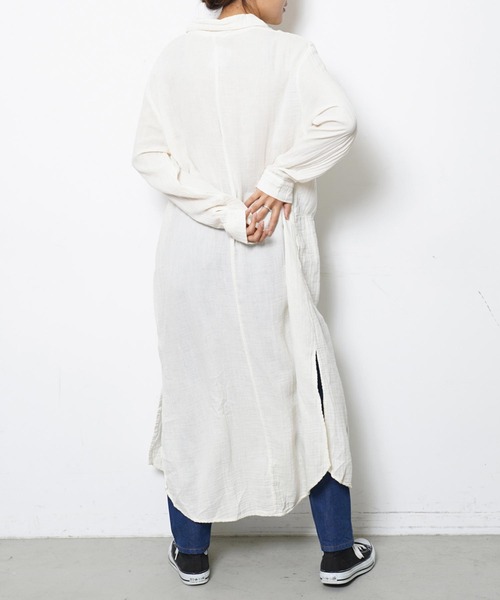 lacausa(ラコーザ)の「LACAUSA Soft Gauze Shirtdress(シャツワンピース・レディース・オフホワイト・SMALL)」の8枚目の写真