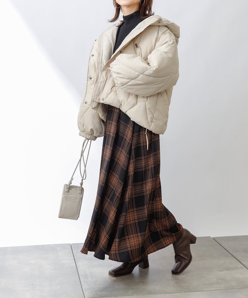 COLONY 2139（コロニートゥーワンスリーナイン）の「フード付ダイヤキルト中綿ジャケット（その他アウター・レディース・ブラック/アイボリー・MEDIUM/LARGE）」の21枚目の写真