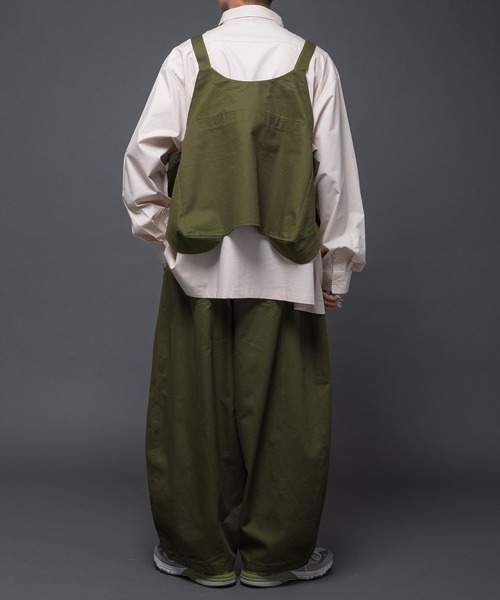 kutir（クティール）の「ワイドタックバルーンパンツ（その他パンツ・メンズ・ブラック/ベージュ/カーキ/その他・SMALL/MEDIUM/LARGE）」の11枚目の写真