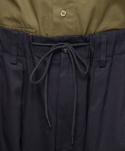 kutir（クティール）の「ワイドタックバルーンパンツ（その他パンツ・メンズ・ブラック/ベージュ/カーキ/その他・SMALL/MEDIUM/LARGE）」の10枚目の写真