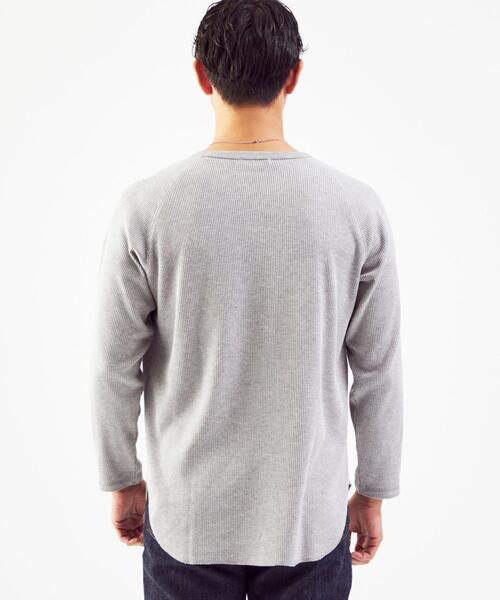 green label relaxing(グリーンレーベルリラクシング)の「ドライワッフル クルーネック 長袖 カットソー -吸水速乾- OVLG(Tシャツ/カットソー・メンズ・グレー/ライトブルー/ブラウン/ホワイト/ブラック・S/L/XL/M/2XL)」の21枚目の写真