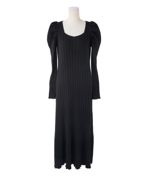 MIELI INVARIANT(ミエリインヴァリアント)の「Puff Shoulder Knit Dress(ワンピース・レディース・ブラック/ベージュ/ブルー・FREE)」の20枚目の写真