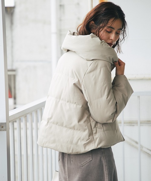 un dix cors（アンディコール）の「リッチ感漂う本命アウター　シームレスショールカラーダウン（ダウンジャケット/コート・レディース・ブラック/チャコールグレー/ベージュ・FREE）」の18枚目の写真