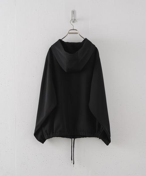 CASPER JOHN（キャスパージョン）の「Drape anorak/ドレープアノラック（その他トップス・メンズ・ブラック/ベージュ・SMALL/MEDIUM/LARGE）」の19枚目の写真