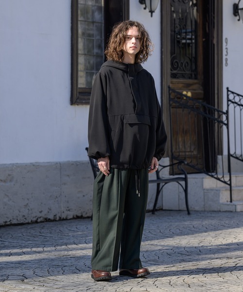 CASPER JOHN（キャスパージョン）の「Drape anorak/ドレープアノラック（その他トップス・メンズ・ブラック/ベージュ・SMALL/MEDIUM/LARGE）」の3枚目の写真