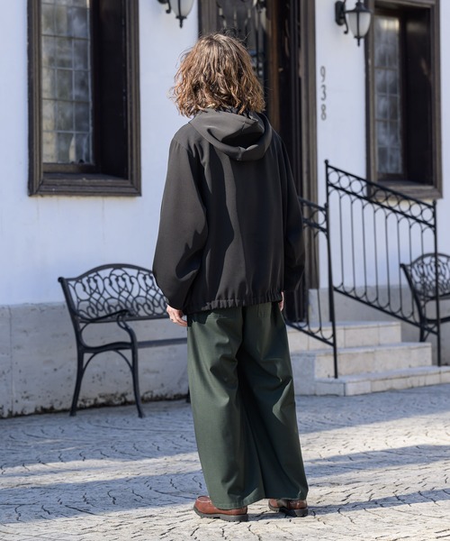 CASPER JOHN（キャスパージョン）の「Drape anorak/ドレープアノラック（その他トップス・メンズ・ブラック/ベージュ・SMALL/MEDIUM/LARGE）」の5枚目の写真