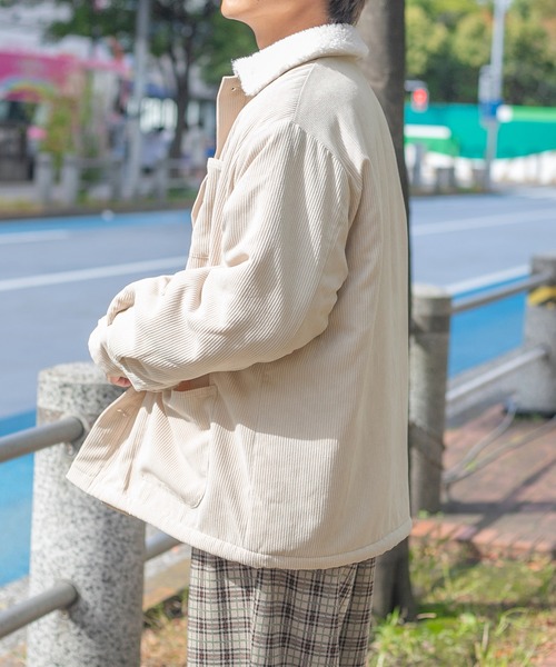 PairPair（ペアペア）の「裏ボアコーデュロイブルゾン(ユニセックス)（ブルゾン・レディース・カーキ/アイボリー/モカ/グレイッシュブルー・MEDIUM/LARGE）」の11枚目の写真