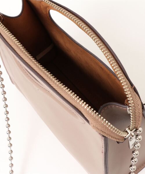 cache cache（カシュ カシュ）の「カシュカシュ cachecache / アシンメトリーくり手ミニチェーンショルダー（ショルダーバッグ・レディース・ブラック/レッド/シルバー/アイボリー/ラベンダー/ベージュ系その他・FREE）」の13枚目の写真