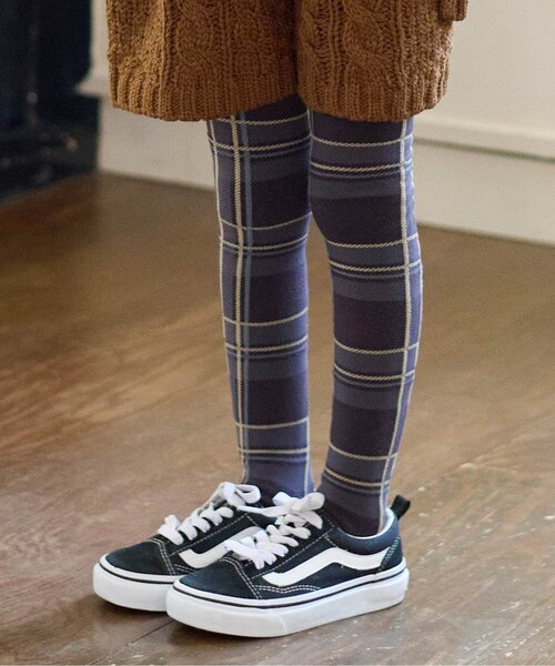 BREEZE(ブリーズ)の「パッケージ入りチェック&星柄タイツ(タイツ/ストッキング・キッズ・ネイビー/チャコール/アイボリー・140/120/80/100)」の1枚目の写真