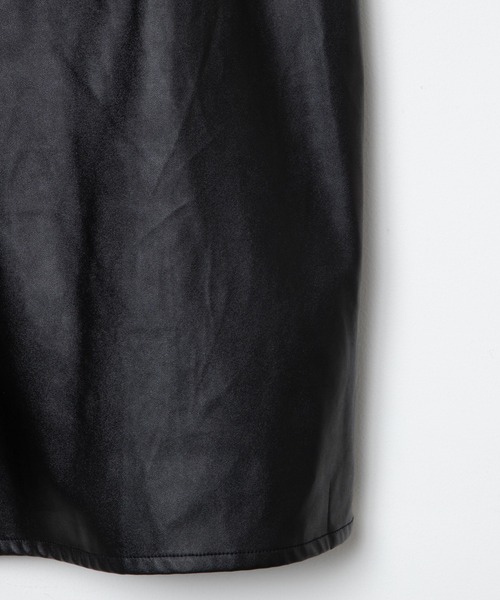 WEGO（ウィゴー）の「WEGO/フェイクレザーキャミワンピ（ワンピース・レディース・ブラック・FREE）」の17枚目の写真