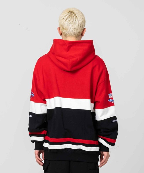 XLARGE（エクストララージ）の「TEAM PANELED HOODED SWEAT（パーカー