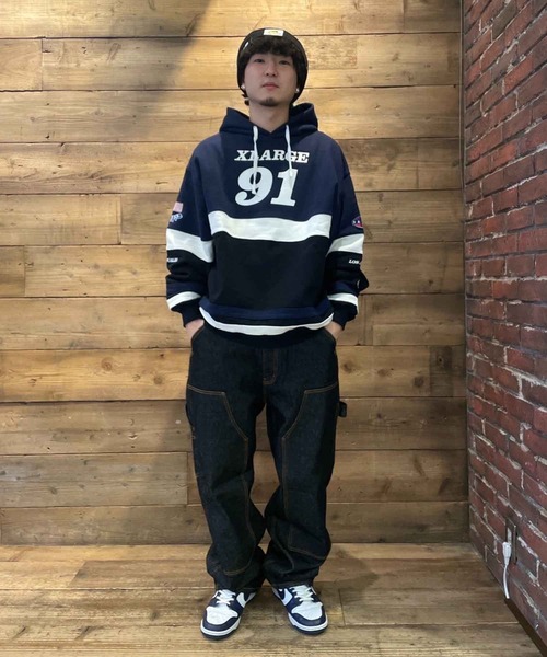 XLARGE（エクストララージ）の「TEAM PANELED HOODED SWEAT（パーカー
