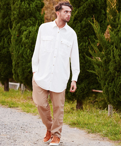 KATHARINE HAMNETT LONDON （キャサリンハムネットロンドン）の「ARCHIVE MILITARY SHIRT / アーカイブミリタリーシャツ（シャツ/ブラウス・メンズ・ホワイト/ブラック・FREE）」の9枚目の写真