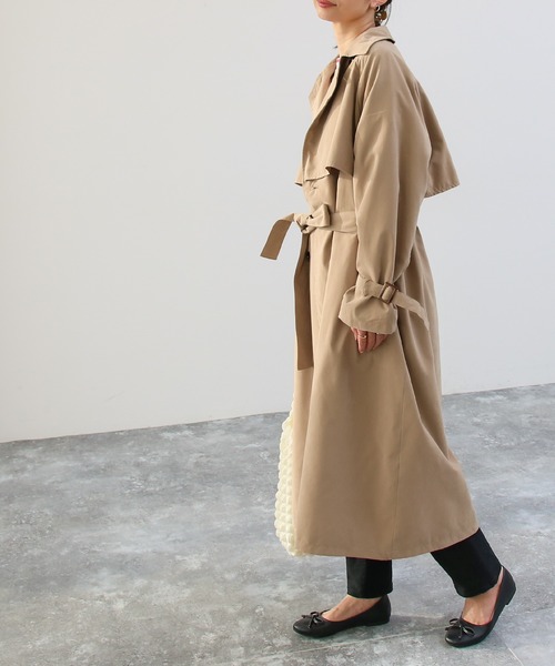 Social GIRL（ソーシャルガール）の「ヨーク切替 オーバーサイズ キャンディースリーブ トレンチコート ロングコート（トレンチコート・レディース・サックスブルー/グレイッシュベージュ/ベージュ/サンドベージュ/カーキ・M/L/S）」の19枚目の写真