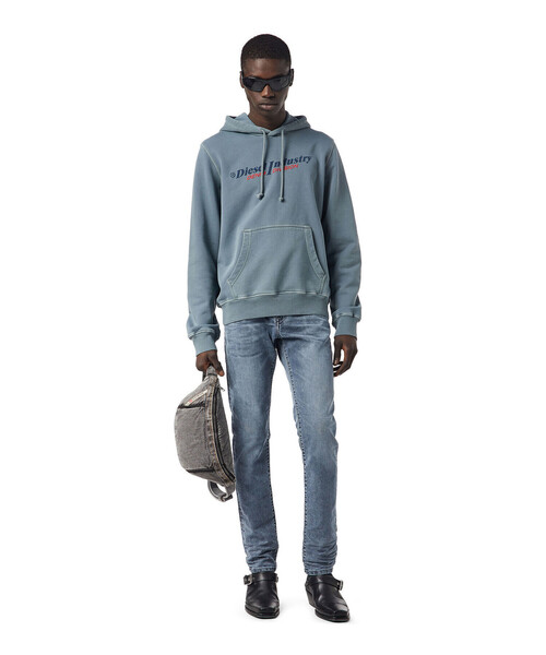 DIESEL(ディーゼル)の「DIESEL SS22 メンズ デニム ジョグジーンズ スリムフィット サステナブル(デニムパンツ・メンズ・インディゴブルー・30inch/28inch/34inch/32inch/26inch/36inch)」の9枚目の写真