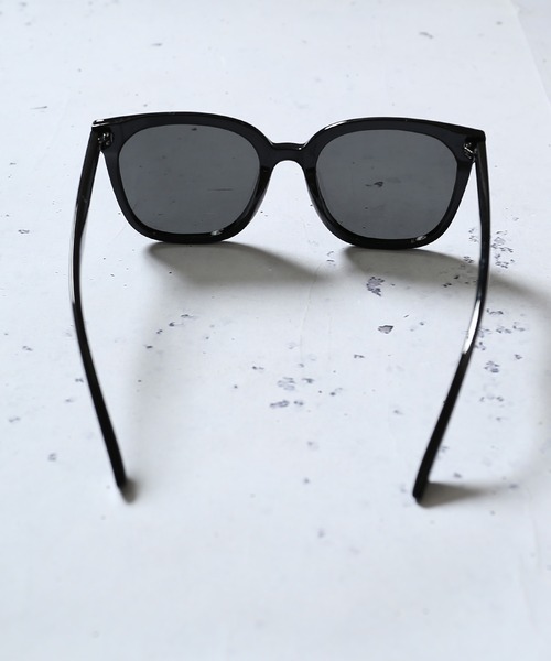 SPINNS（スピンズ）の「ビッグキャットアイ サングラス/太フレーム/UVカット/ユニセックス（サングラス・メンズ・ブラック/グリーン・ONESIZE）」の5枚目の写真