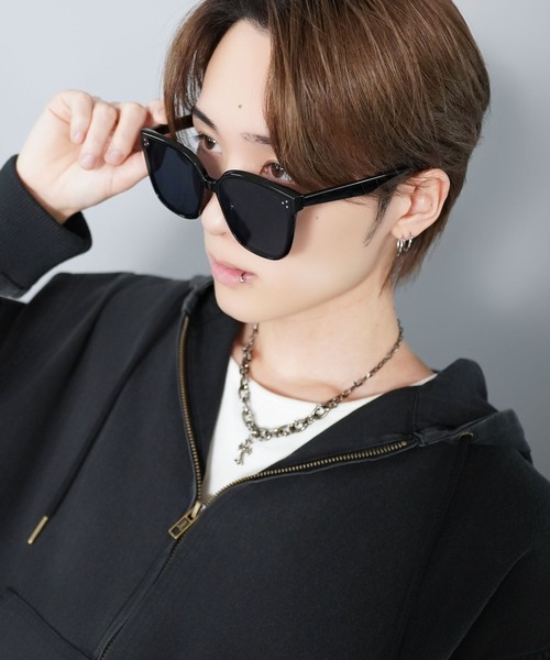 SPINNS（スピンズ）の「ビッグキャットアイ サングラス/太フレーム/UVカット/ユニセックス（サングラス・メンズ・ブラック/グリーン・ONESIZE）」の15枚目の写真