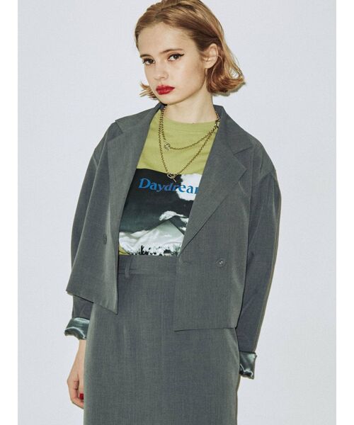 jouetie（ジュエティ）の「パフスリーブテーラードジャケット【セットアップ対応】（テーラードジャケット・レディース・ブラック/グレー/グリーン/アイボリー・MEDIUM）」の4枚目の写真