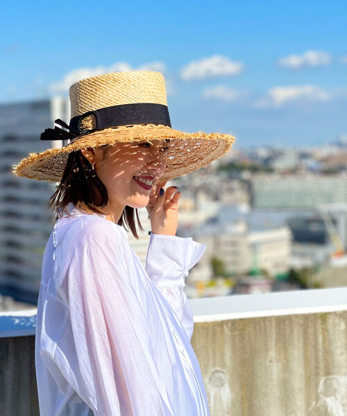 FERRUCCIO VECCHI（フェリシオベッキ）の「【FERRUCCIO VECCHI/フェルッチョ ベッキ】ラフィア透かし編みブリムハット（ハット・レディース・ブラック/ベージュ・FREE）」の8枚目の写真