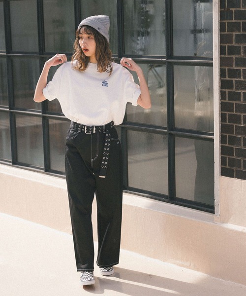 PBLIM（ページボーイリム）の「PAGEBOYLIM/DWYLロゴT（Tシャツ/カットソー・レディース・イエロー/グリーン/ホワイト×グリーン/ホワイト×ブルー/ブラック×レッド・MEDIUM/LARGE）」の14枚目の写真