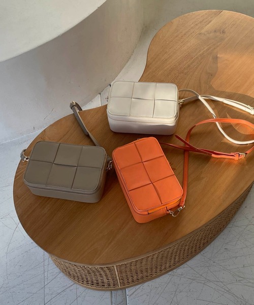 CAPRICIEUX LE'MAGE（カプリシューレマージュ）の「メッシュ機能バッグ（ショルダーバッグ・レディース・アイボリー/ベージュ/オレンジ/サックスブルー・FREE）」の9枚目の写真