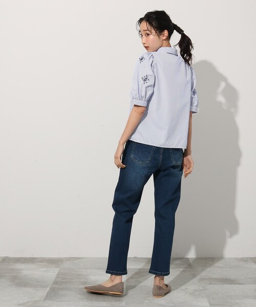 Cutie Blonde（キューティーブロンド）の「◆刺繍半袖ブラウス（シャツ/ブラウス・レディース・オフホワイト/ブルー系7・01/02/03）」の12枚目の写真