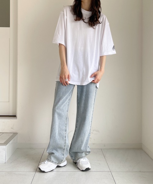 adidas(アディダス)の「adidas COMBAT SPORTS(アディダス コンバットスポーツ)/T-shirts オーバーサイズ袖ロゴTシャツ(Tシャツ/カットソー・レディース・ホワイト/ブラック/アイボリー/グリーン・M/L)」の8枚目の写真