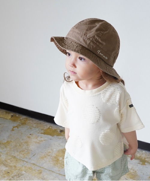 quoti use fith（クゥオティ　ユース　フィス）の「ドットジャガード 6分袖ビッグTシャツ（Tシャツ/カットソー・キッズ・チャコールグレー/ベージュ/ホワイト・110/130/90/100/120/80）」の2枚目の写真