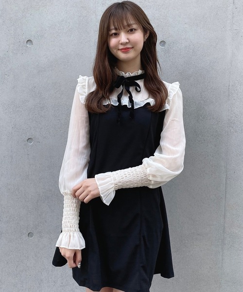 Crea titty&Co. PETIT(クレアティティーアンドコープチ)の「【Crea titty&Co.PETIT】デコルテフリルシフォンミニワンピース(ワンピース・レディース・ブラック・SMALL/MEDIUM)」の2枚目の写真