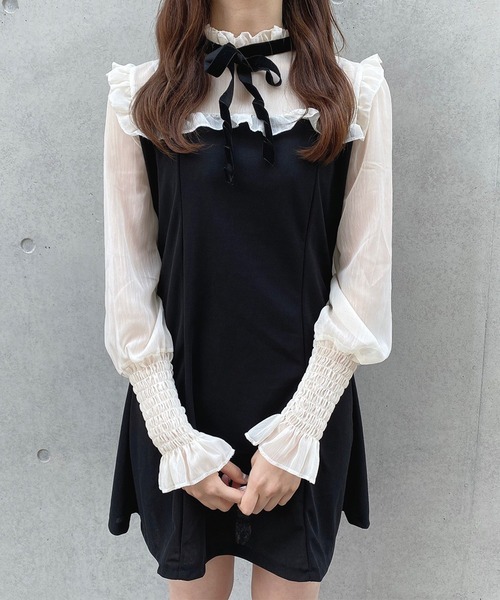 Crea titty&Co. PETIT(クレアティティーアンドコープチ)の「【Crea titty&Co.PETIT】デコルテフリルシフォンミニワンピース(ワンピース・レディース・ブラック・SMALL/MEDIUM)」の6枚目の写真