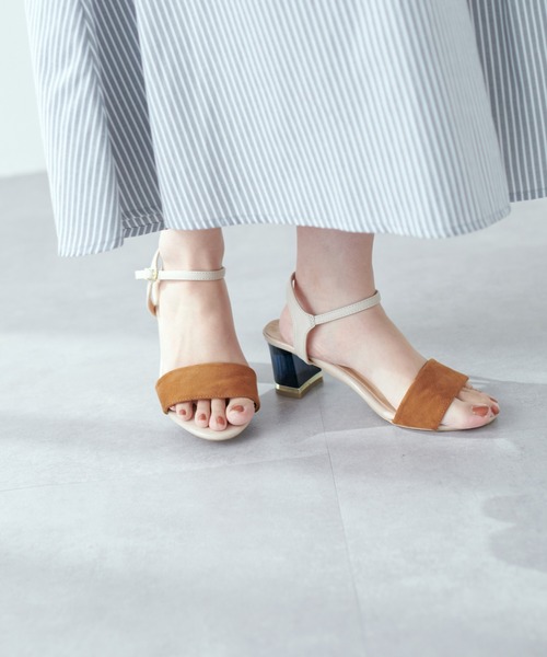 natural couture（ナチュラルクチュール）の「クリアヒールサンダル（サンダル・レディース・アイボリー/ブラック/キャメル・LARGE/MEDIUM）」の9枚目の写真