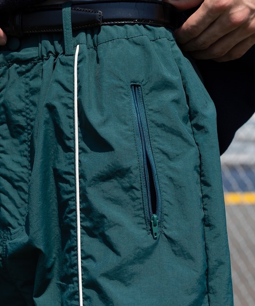 Perushu(ペルーシュ)の「パイピングスノーパンツ(その他パンツ・メンズ・ブラック/ネイビー/グリーン・SMALL/LARGE/MEDIUM)」の21枚目の写真