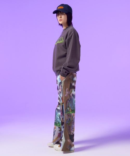 SINK kotohayokozawa（シンク コトハヨコザワ）の「WATER WAVE  LOGO SWEAT（スウェット・レディース・ダークグレー/エンジ/アイボリー・M/L）」の6枚目の写真