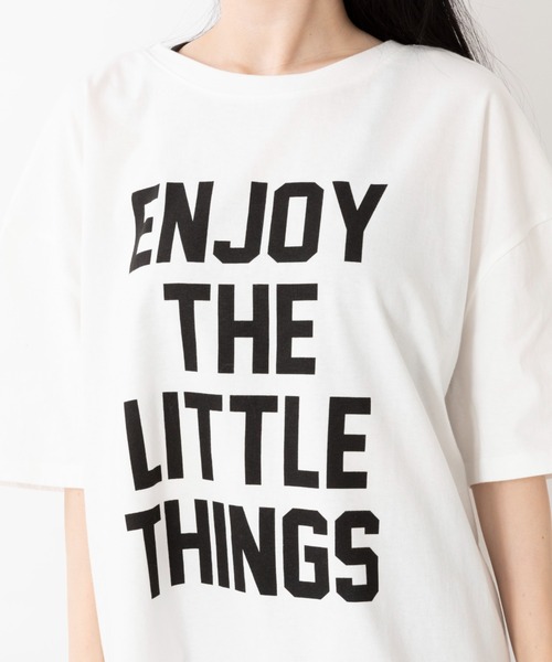 ARCHIVER（アーカイバ）の「【Bz】[SW] BIG前後2Way英字4段ロゴBIGサイズTシャツ5分袖(RZ)（Tシャツ/カットソー・レディース・オフホワイト/スミクロ・FREE）」の4枚目の写真