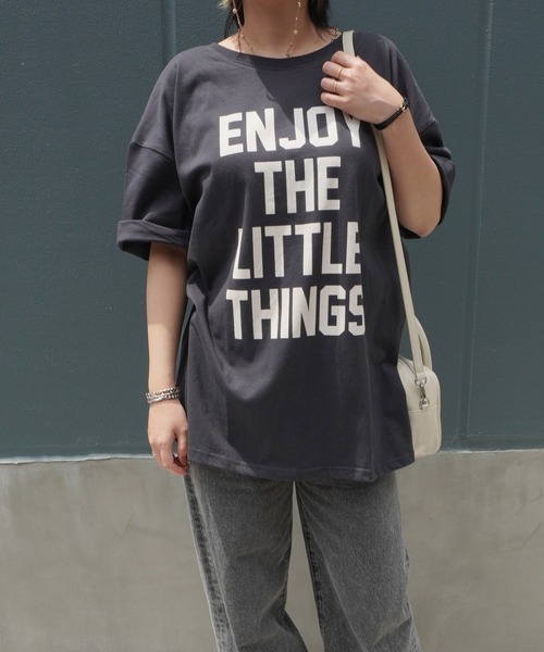ARCHIVER（アーカイバ）の「【Bz】[SW] BIG前後2Way英字4段ロゴBIGサイズTシャツ5分袖(RZ)（Tシャツ/カットソー・レディース・オフホワイト/スミクロ・FREE）」の12枚目の写真