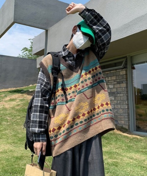 MGV(エムジーヴィー)の「ビックシルエットVネックニットベスト(ベスト・メンズ・ブラウン/ブルー/グリーン・MEDIUM/LARGE/X-LARGE)」の6枚目の写真