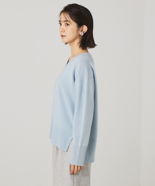 qualite（カリテ）の「ファインVネックプルオーバー（ニット/セーター・レディース・チャコールグレー/サックスブルー/オフホワイト・フリー）」の8枚目の写真