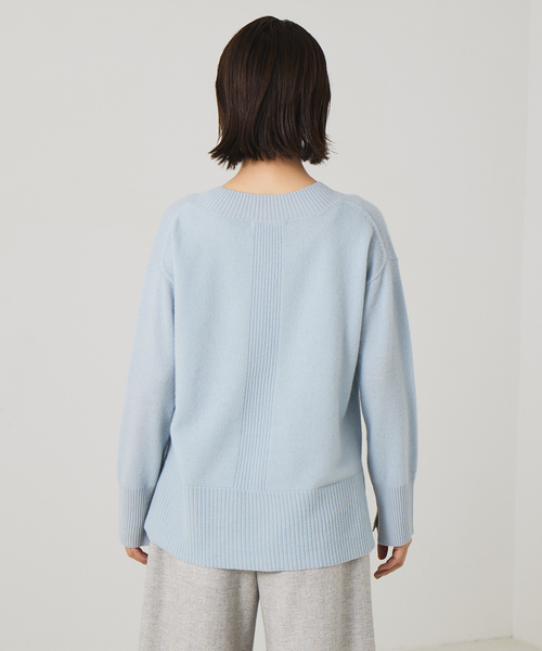 qualite（カリテ）の「ファインVネックプルオーバー（ニット/セーター・レディース・チャコールグレー/サックスブルー/オフホワイト・フリー）」の16枚目の写真