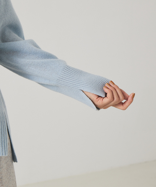 qualite（カリテ）の「ファインVネックプルオーバー（ニット/セーター・レディース・チャコールグレー/サックスブルー/オフホワイト・フリー）」の11枚目の写真