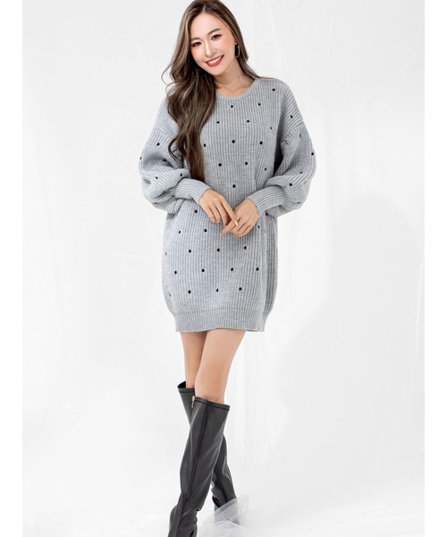 DURAS（デュラス）の「ドット柄ニットワンピース（ワンピース・レディース・ホワイト/ブラック/グレー・FREE）」の5枚目の写真
