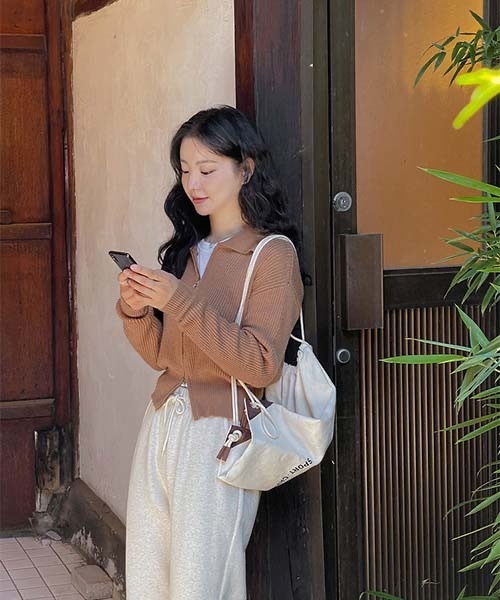 SONA（ソナ）の「SONYUNARA 2WAYリブニットジップアップ（ニット/セーター・レディース・ブラウン・FREE）」の10枚目の写真